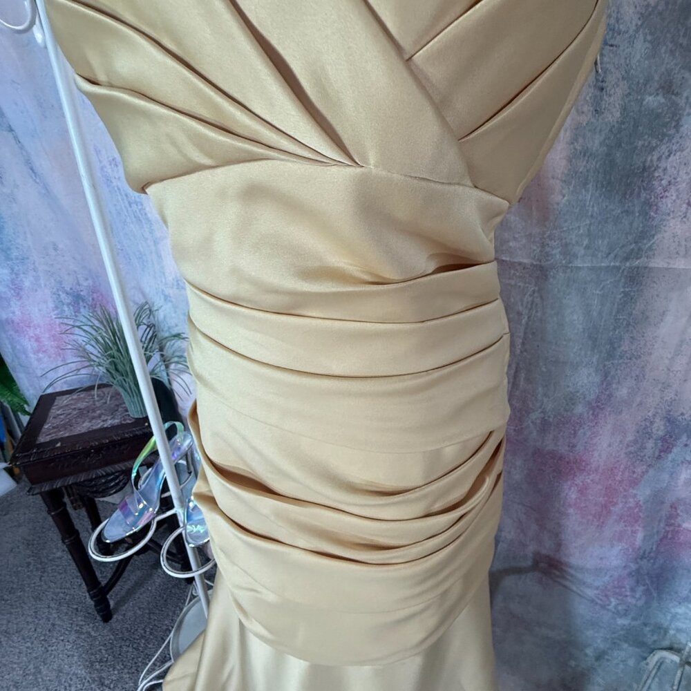 📌Forever Yours Gold Strapless Plated Bridesmaid - Prom - Formal Dress - Picture 4 of 16